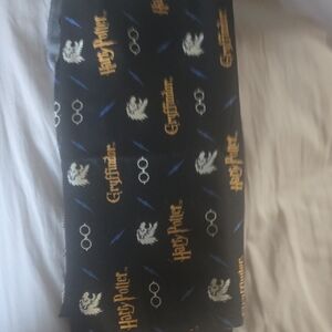1 Yard Harry Potter Gryffindor Fabric